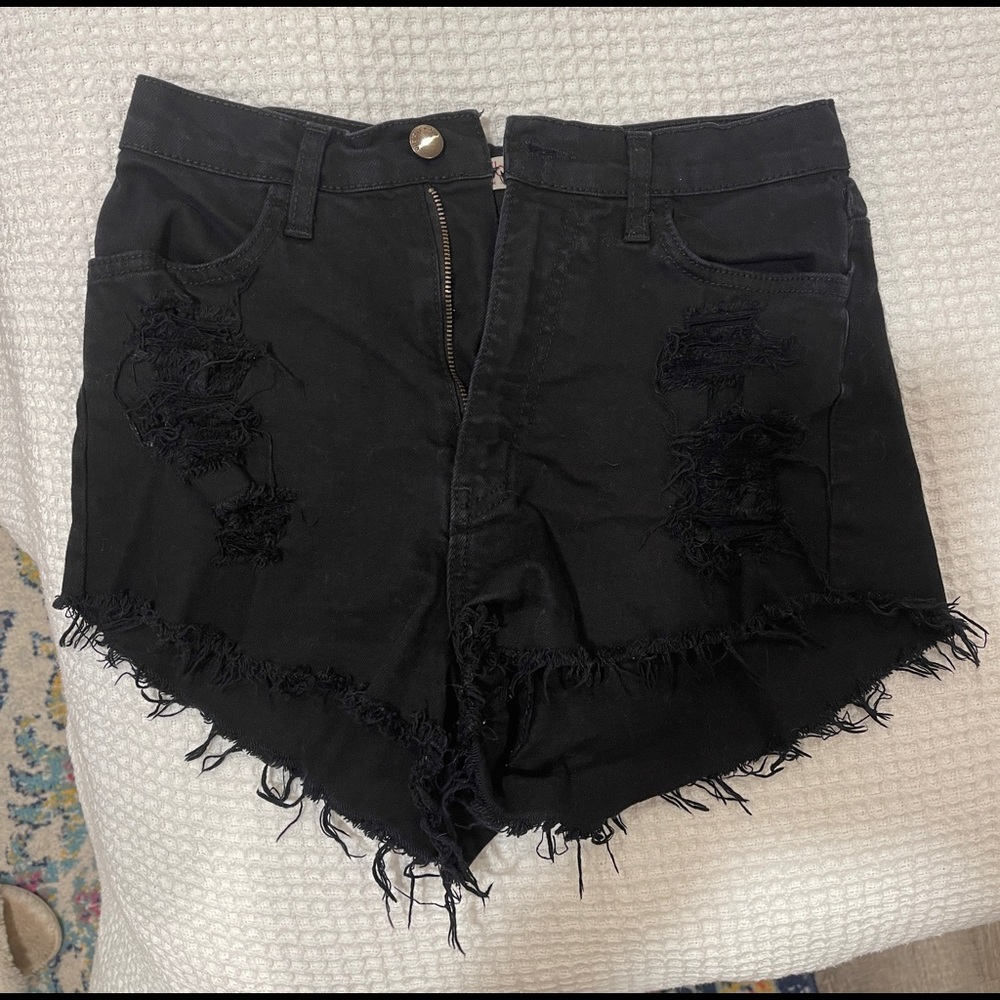 Black distressed Vibrant Size Small Jean Shorts